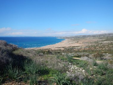 güzel kayalık sahil Kıbrıs