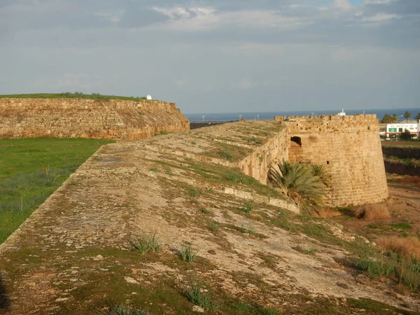 Zachována silná opevnění města famagusta — Stock fotografie