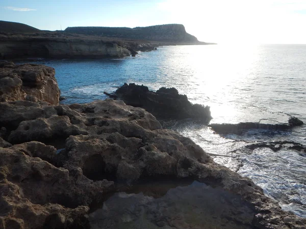 Bela costa rochosa de cyprus — Fotografia de Stock