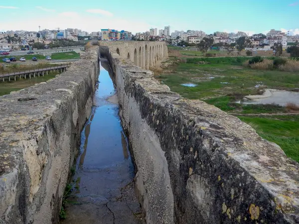 Old abandonec aquaduct in larnaka — Stock Fotó