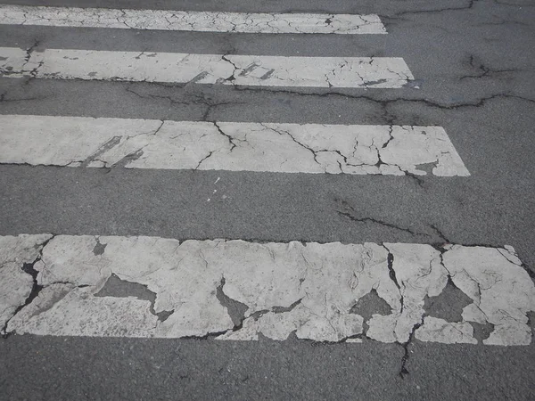 黒と白のゼブラ横断歩道 — ストック写真