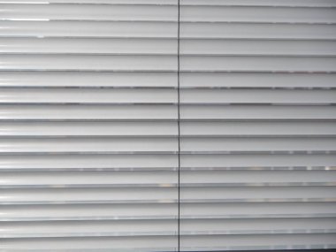 bir pencere kör doku gölgesinde