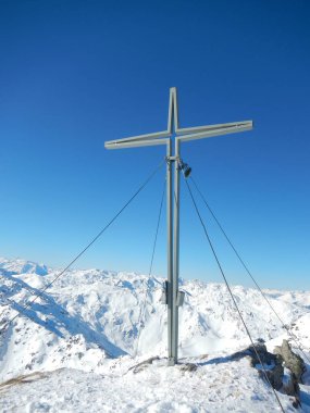 çapraz kış Avusturya Alpleri'nde Zirvesi