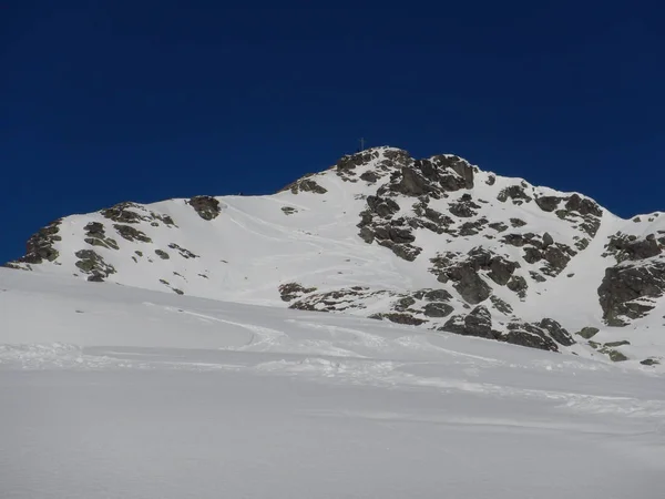 Scialpinismo invernale e arrampicata sulle alpi austriache — Foto Stock