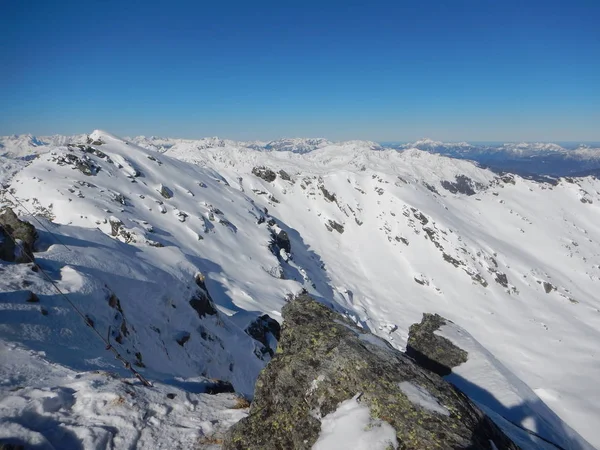Schituri de iarnă și alpinism în alpii austrieci — Fotografie, imagine de stoc