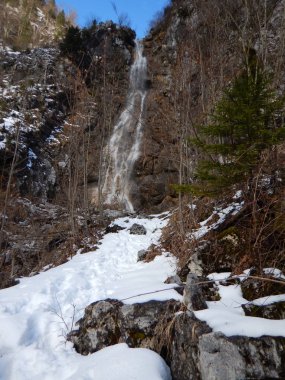 klinser waterfall in totes gebirge mountains