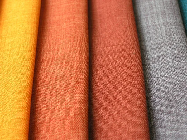 Zmiennej wybór kolorowych tkanin — Zdjęcie stockowe