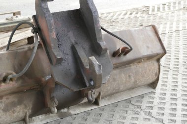 bir ağır inşaat makine kazıcı için yedek parça