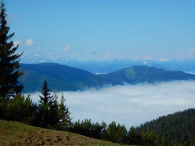 Grosse Bischofsmutze çevresinde Alp lansdcape Avusturya dachsteingebirge içinde