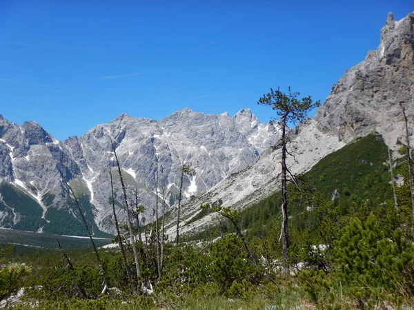 Klimmen berg ridge watzmann in Duitsland — Stockfoto