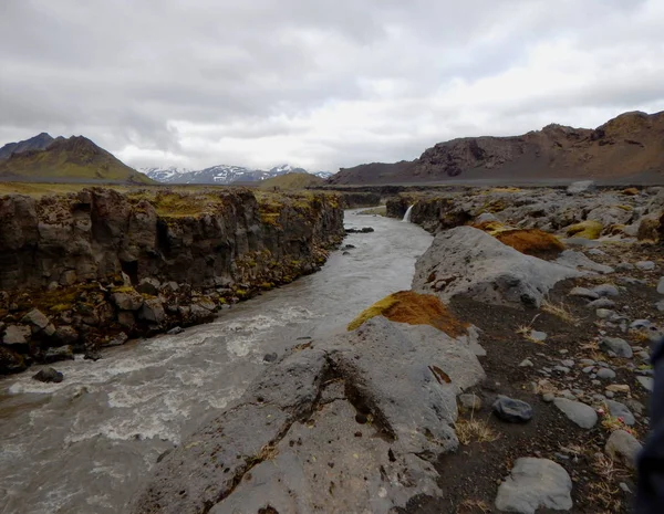 İzlanda Laugavegur zam vahşi güzel nehir — Stok fotoğraf