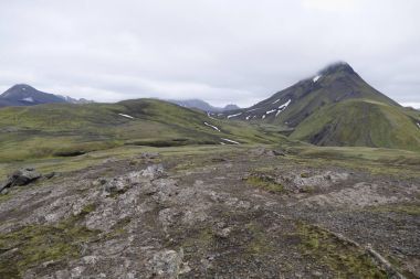 İzlanda'daki laugavegur iz hiking içinde doğa