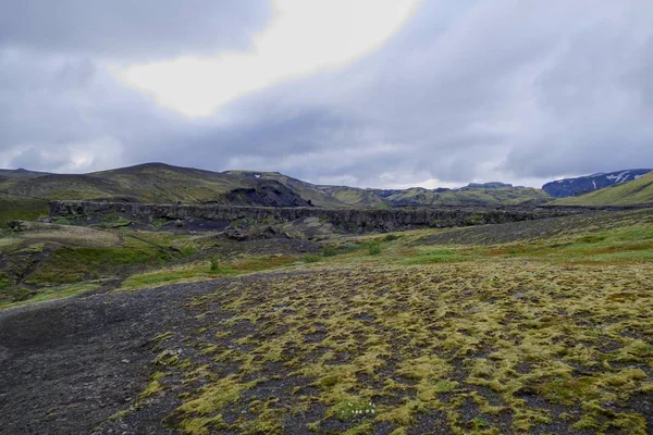 Natureza em caminhadas a trilha laugavegur na Islândia — Fotografia de Stock