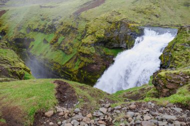 şelaleler cascade nehir İzlanda'daki Skoga adlı