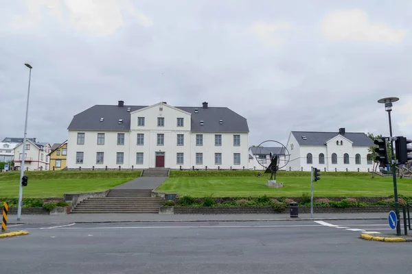 Beyaz reykjavik Merkezi oluşturma tarihi