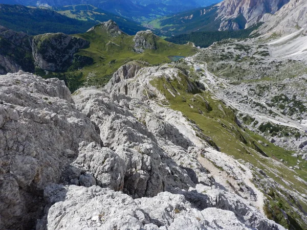 Savaş Anıtı passo valparola ve hexenstein