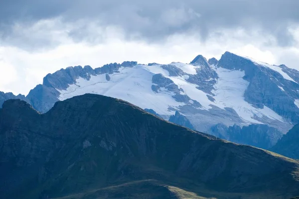 Hermoso paisaje de montaña de Dolomitas — Foto de Stock