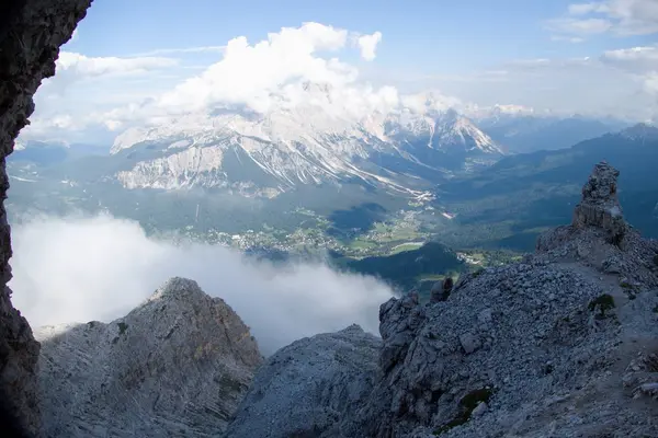 Bela paisagem montanhosa de Dolomitas — Fotografia de Stock