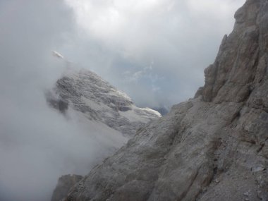 Dağcılık Tofana cephedeki dolomites içinde