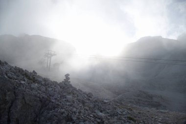 cable car at tofana di mezzo 