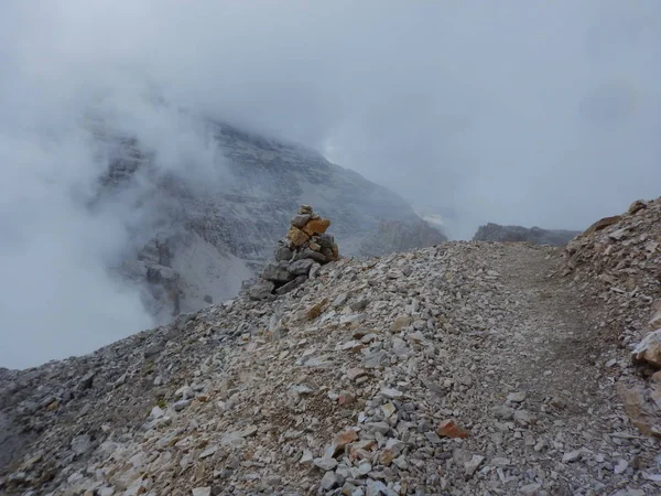 Dolomites에 Tofana 능선에 등산 — 스톡 사진