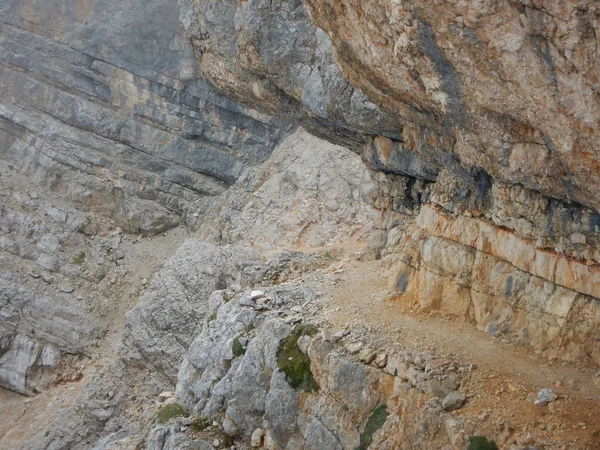 Dağcılık Tofana cephedeki dolomites içinde