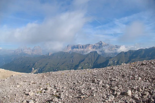 ドロミテでマルモラーダ氷河登山 — ストック写真