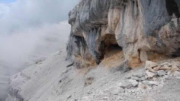 Bella vacanza attiva estiva nelle dolomiti — Video Stock