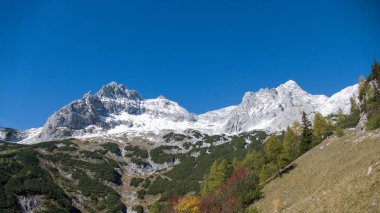 sonbahar zam grosser priel dağ