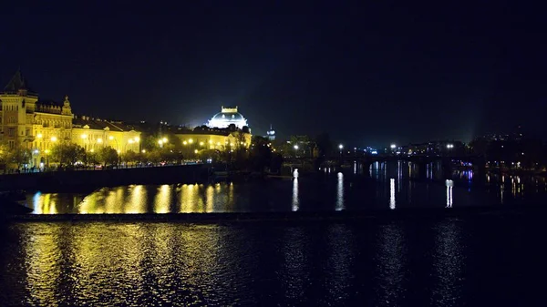 Noc obraz centrum Pragi — Zdjęcie stockowe