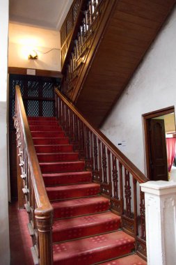 Eski bir sarayda tarihi merdiven