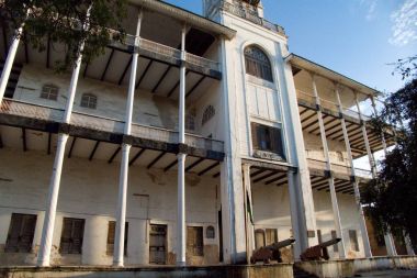 zanzibar taş şehirdeki harikalar tarihi bina evi