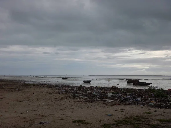 Barco de pesca tradicional em Zanzibar — Fotografia de Stock