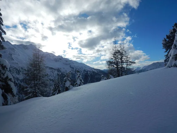 アルプスの美しい冬の風景 — ストック写真