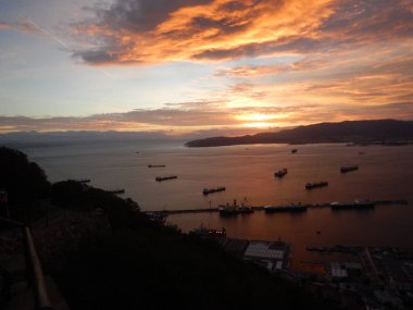 gün batımı panorama frrom Gibraltar rock üst