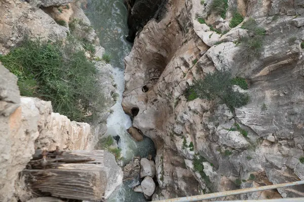 Former scary route caminito del rey in el chorro — Stockfoto