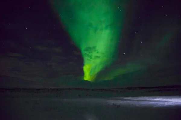 Vackra norrskenet över Lappland i Finnland — Stockfoto
