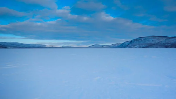 Приключенческие Лыжные Гонки Севере Страны Красивая Природа — стоковое фото