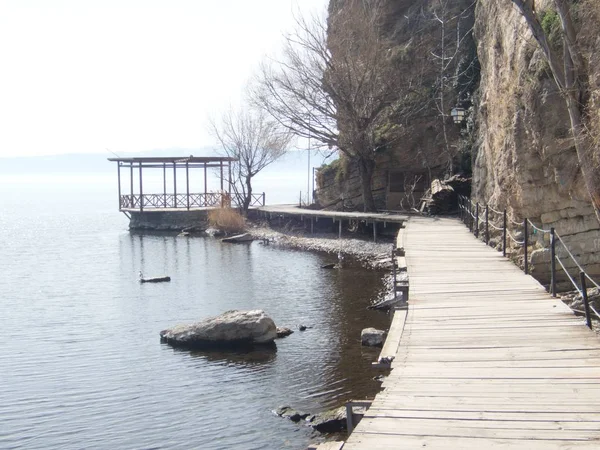 Ohrid meer in het zuiden van het noorden van macedonië — Stockfoto