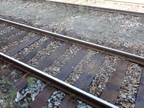 Tren için boş demir parmaklık — Stok fotoğraf