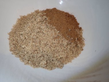  Ev yapımı zencefilli ekmeğin mutfak hazırlığı