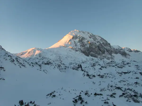 Zimní skitouring areaarounf Laufener hutte in tennengebirge in austria — Stock fotografie