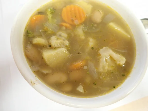 Świeże domowe zdrowa zupa warzywna — Zdjęcie stockowe