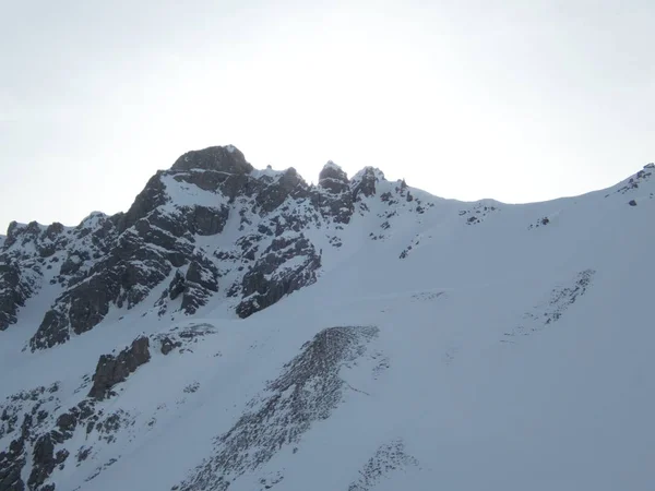 Inverno paisagem alpina para skitouring em stubaier alpes na Áustria — Fotografia de Stock