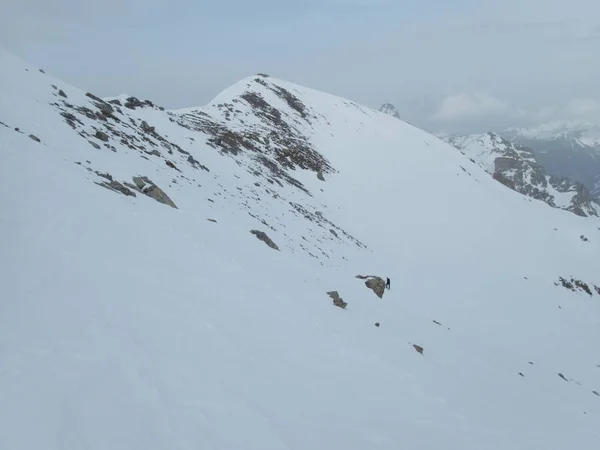 Pemandangan Alpen musim dingin untuk meluncur di Alpen stubaier di Austria — Stok Foto