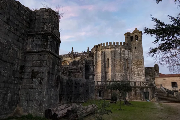 Edificio storico convento cristiano in portogallo tomar — Foto Stock
