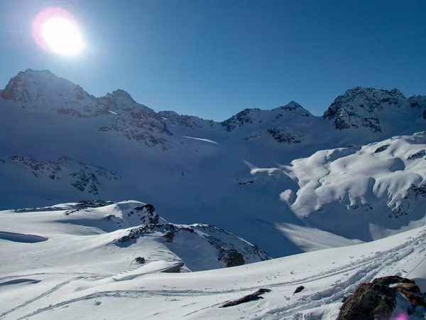 Skitouring paradise silvretta mountains in austria — 스톡 사진