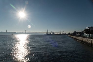 Portekiz 'de ünlü tarihi Ponte 25 abril