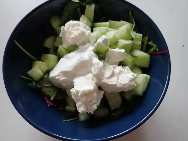 Insalata Verdure Mista Fresca Sana Servita Una Ciotola — Foto Stock