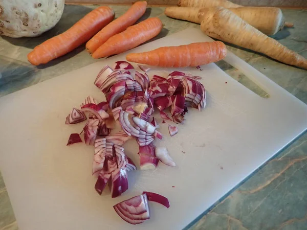 Φρέσκα Λαχανικά Για Σπιτικό Μαγείρεμα Σούπας Στην Κουζίνα — Φωτογραφία Αρχείου